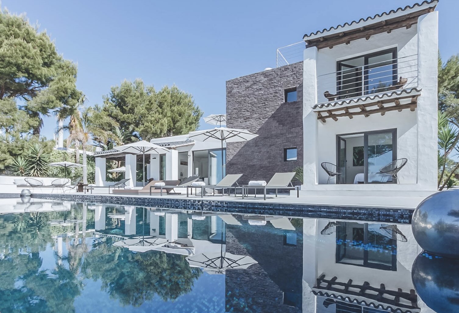 Resa Estates Ibiza can Viv tourist license sale koop main photo.jpg